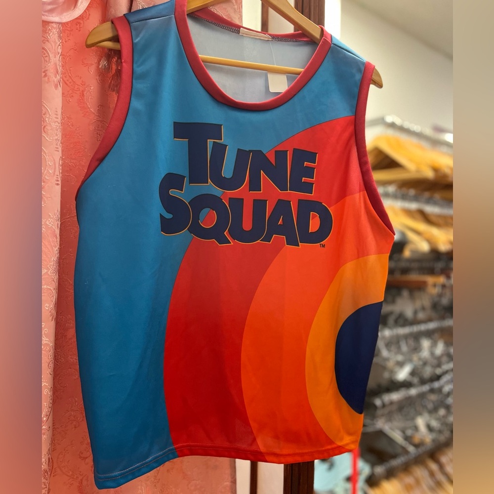TUNE SQUADE Jersey